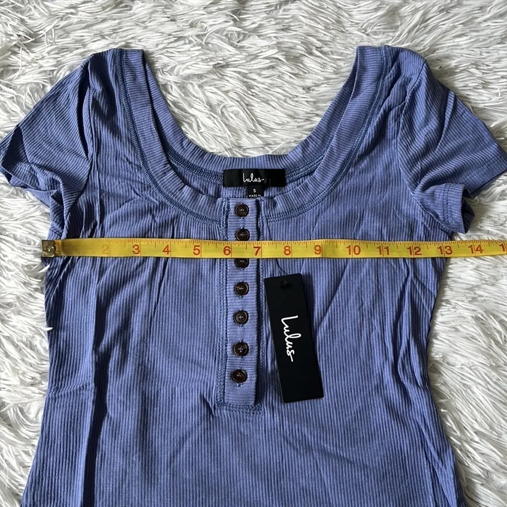 Lulus Women’s Round Neck ribbed henley Cropped top in Light blue size Small - Image 5