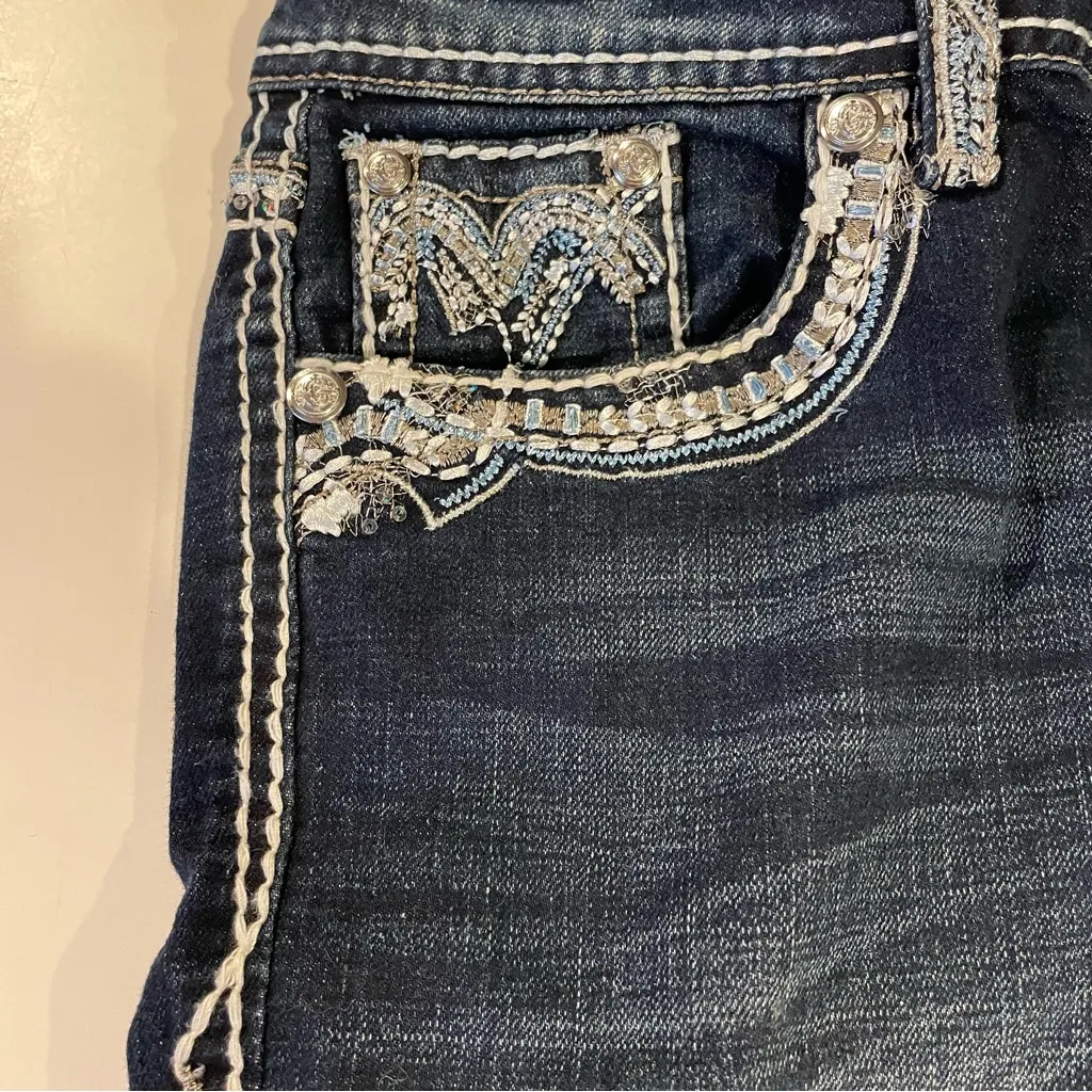 Grace in LA Women Capri Jean NWT Dark Wash Sz 28 Easy Fit Stretch Denim  Western - Image 12