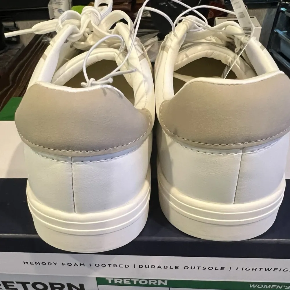 Tretorn White and Gray Leather Women's Hopper Casual Sneakers. Size 7.5 - Image 2