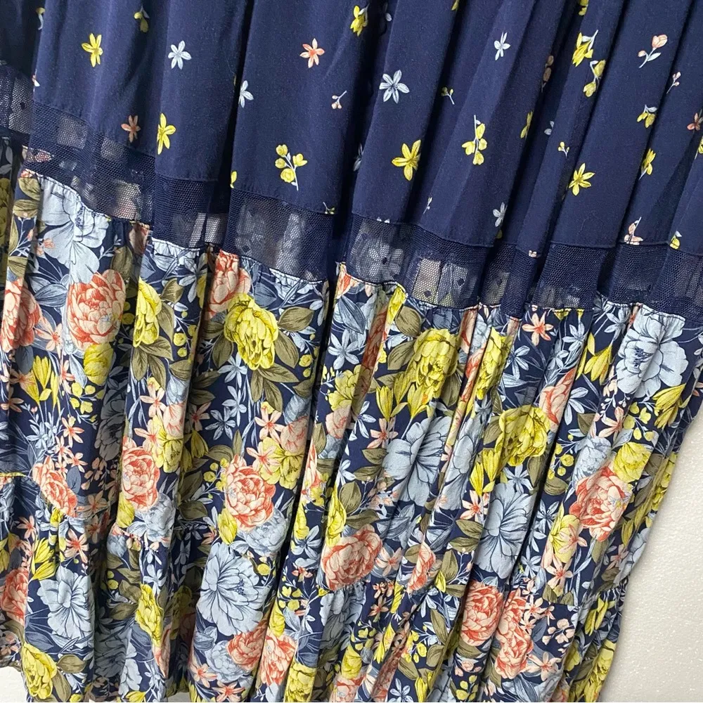 Torrid Maxi Dress Challis
Women 2X Plus Blue Floral Sheer Whimsygoth Cottagecore - Image 6