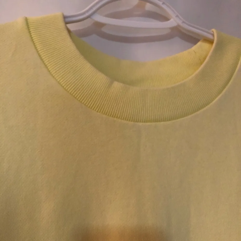 NWT SOMETHING NAVY Mandi Cropped Sweatshirt Size M - Image 12