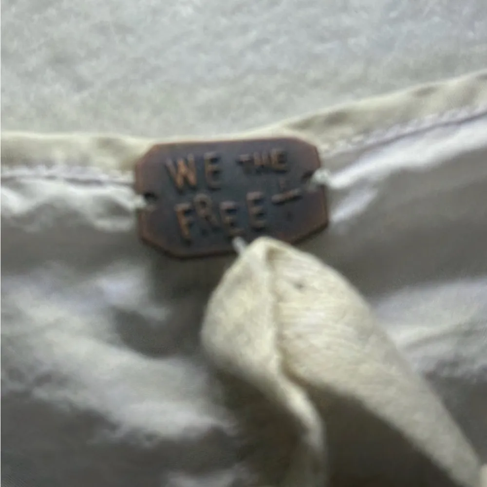 We The Free by Free People White Sheer Cropped Boxy Top Pocket Detail Silk XS - Image 5