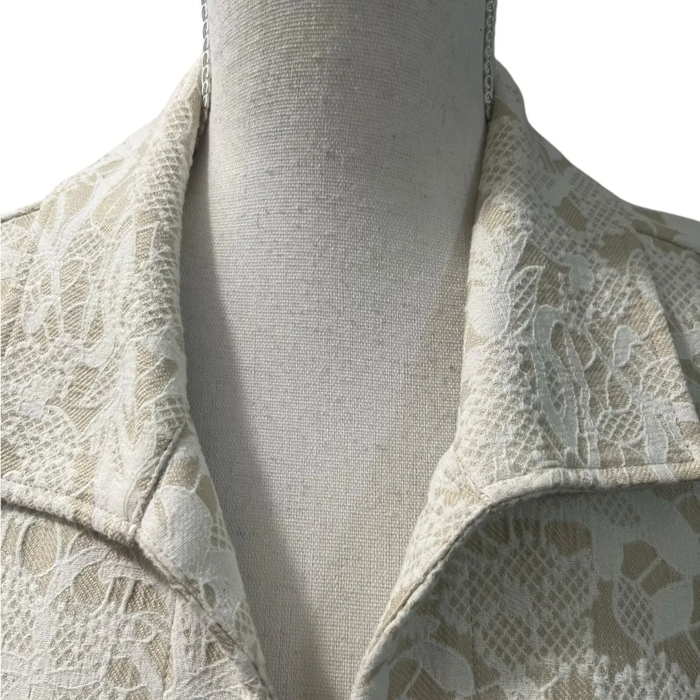 Chico’s Floral Lace Embroidered Beige White Open Front Blazer Cardigan Pockets M - Image 3