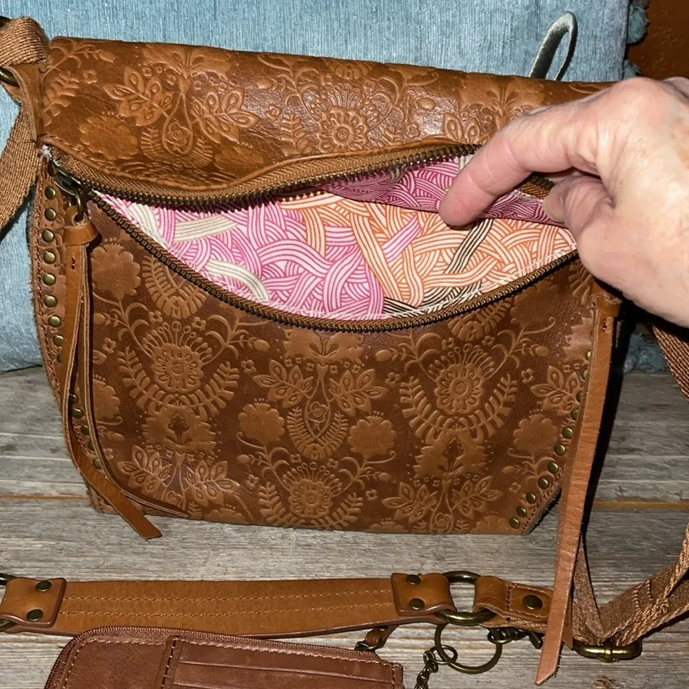 The Sak tooled leather crossbody bag and wallet set - Image 5