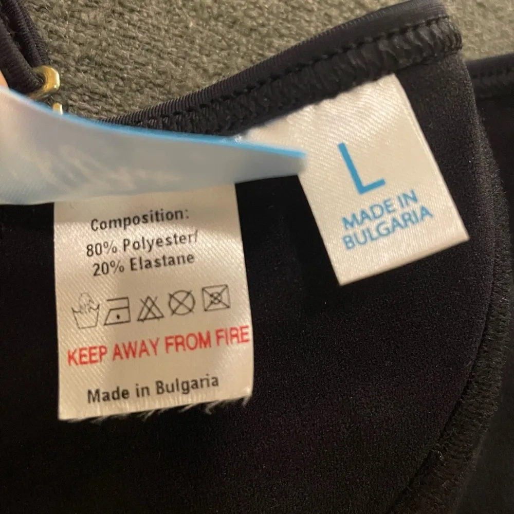 High Dive by ModCloth Floral Retro Bikini Top Size Large NWOT Blue Orange Red - Image 5