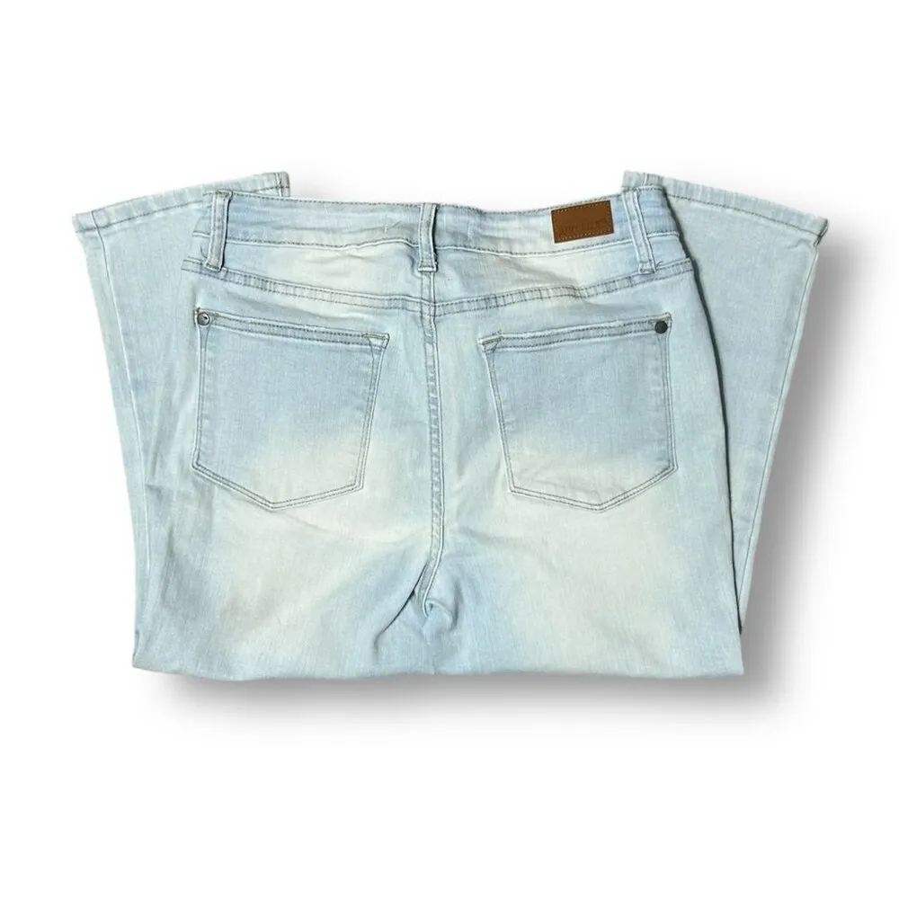 Judy Blue 7/28‎ Light Wash Capri Jeans Skinny Fit Stretch Denim Cropped Mid Rise - Image 5