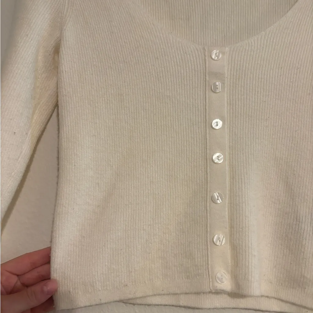 Abercrombie & Fitch Cream Ribbed Sweater - Image 2