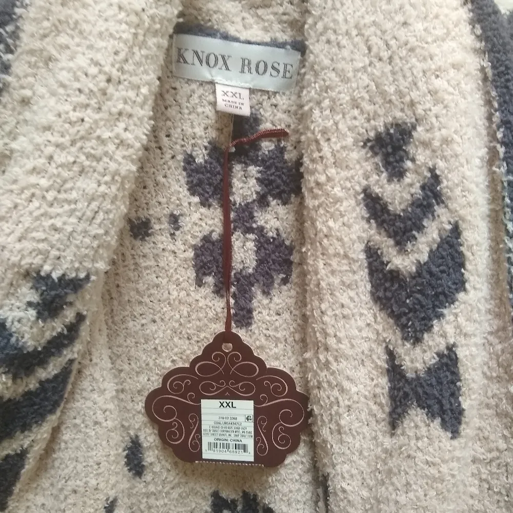 Knox Rose Geometric Print Open Front Cardigan in Coal - Image 4