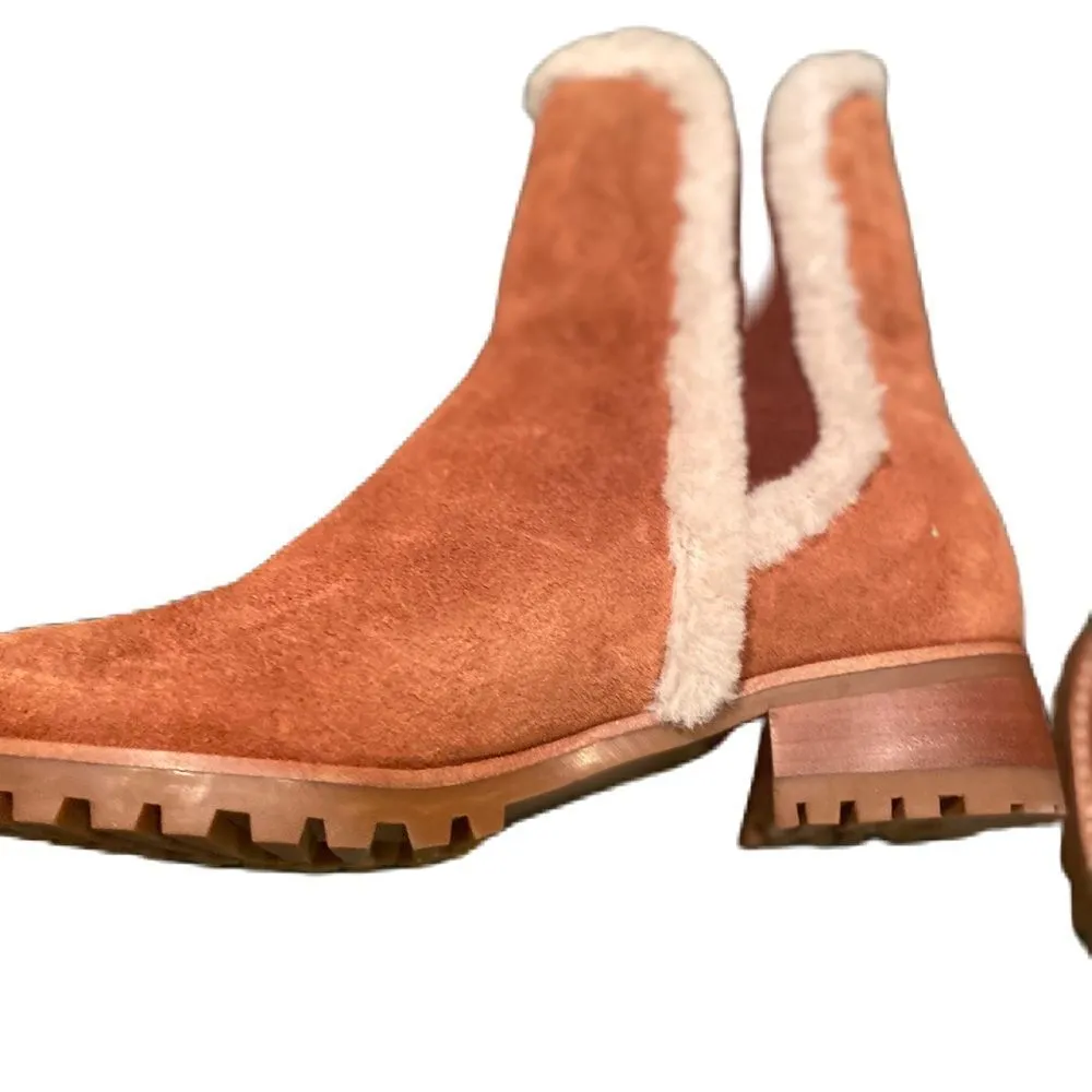 #514 TALBOTS Sherpa Lined Chelsea Ankle Boots - Image 4