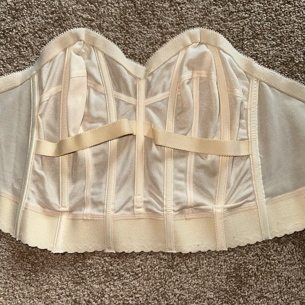 Vintage cream corset size 42b women’s - Image 6