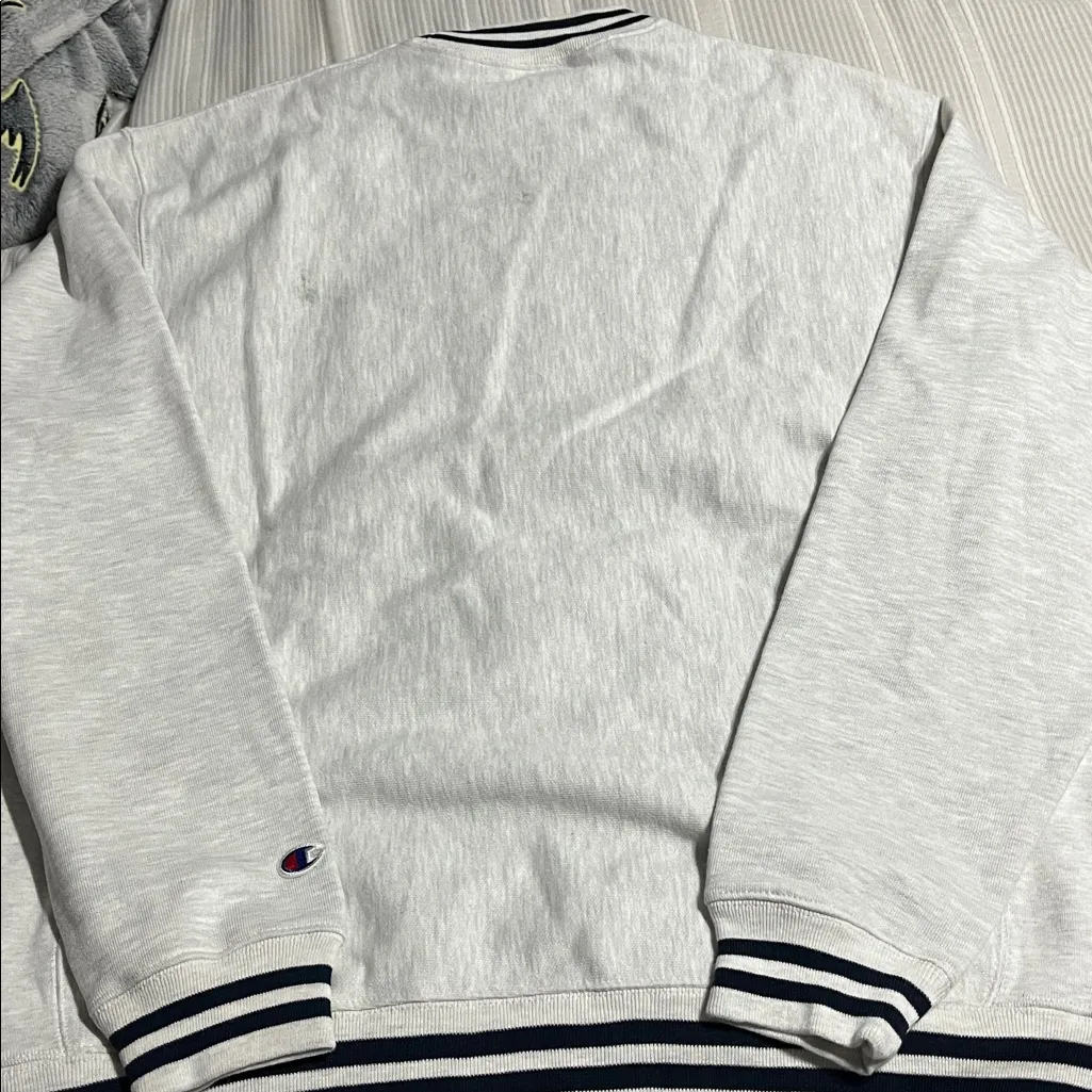 Champion White and Black Reverse Weave Sweatshirt - Image 3