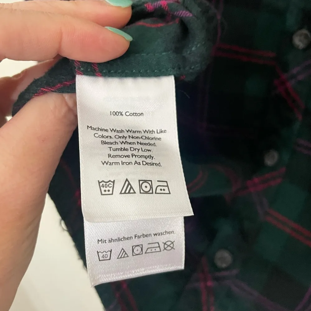 Eddie Bauer Classic Fit Plaid Button Up Flannel Shirt ~ Women’s Size S - Image 5