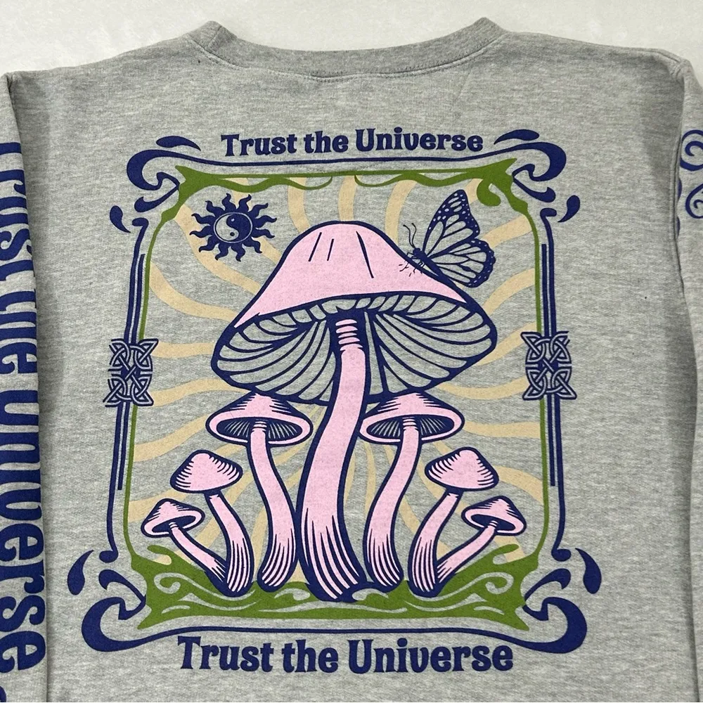 Obsessive Love Trust The Universe Enjoy Nature Gray Pullover Crewneck Sweatshirt - Image 8