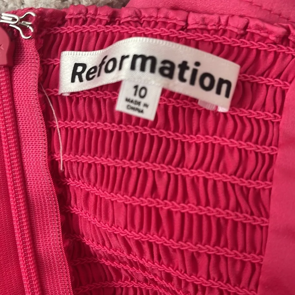 NWT Reformation Marguerite Dress size 10 Flambé hot pink silk midi - Image 5