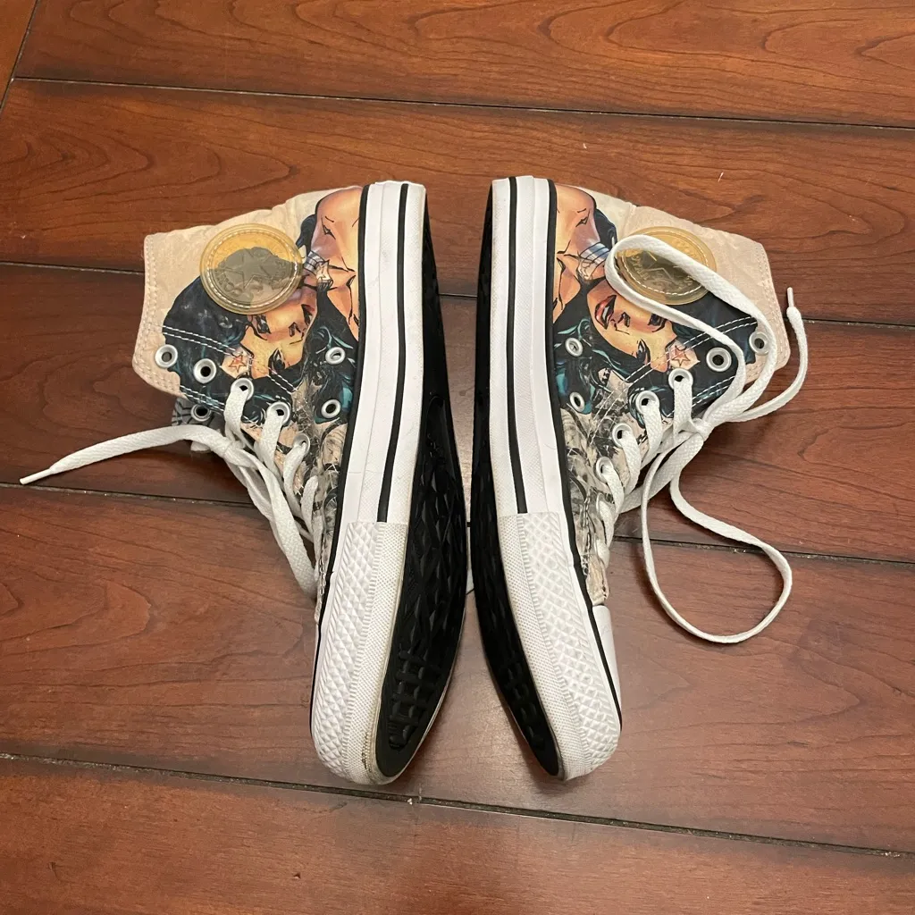 Wonder Woman High Top Converse‎ - Image 5