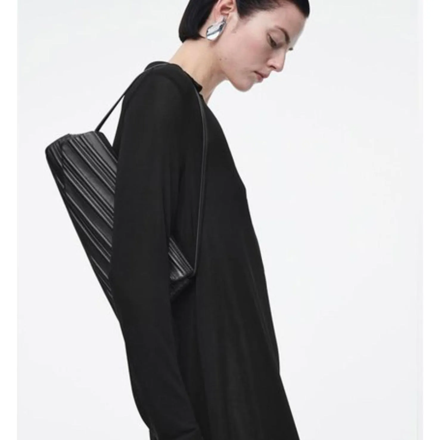 COS  Pointe Leather Shoulder Bag Black NWT - Image 6