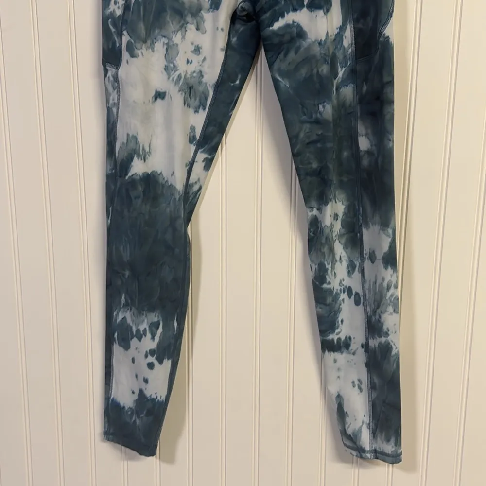 Blue white tie dye watercolor full length stretchy work out leggings athleisure Size L - Image 3