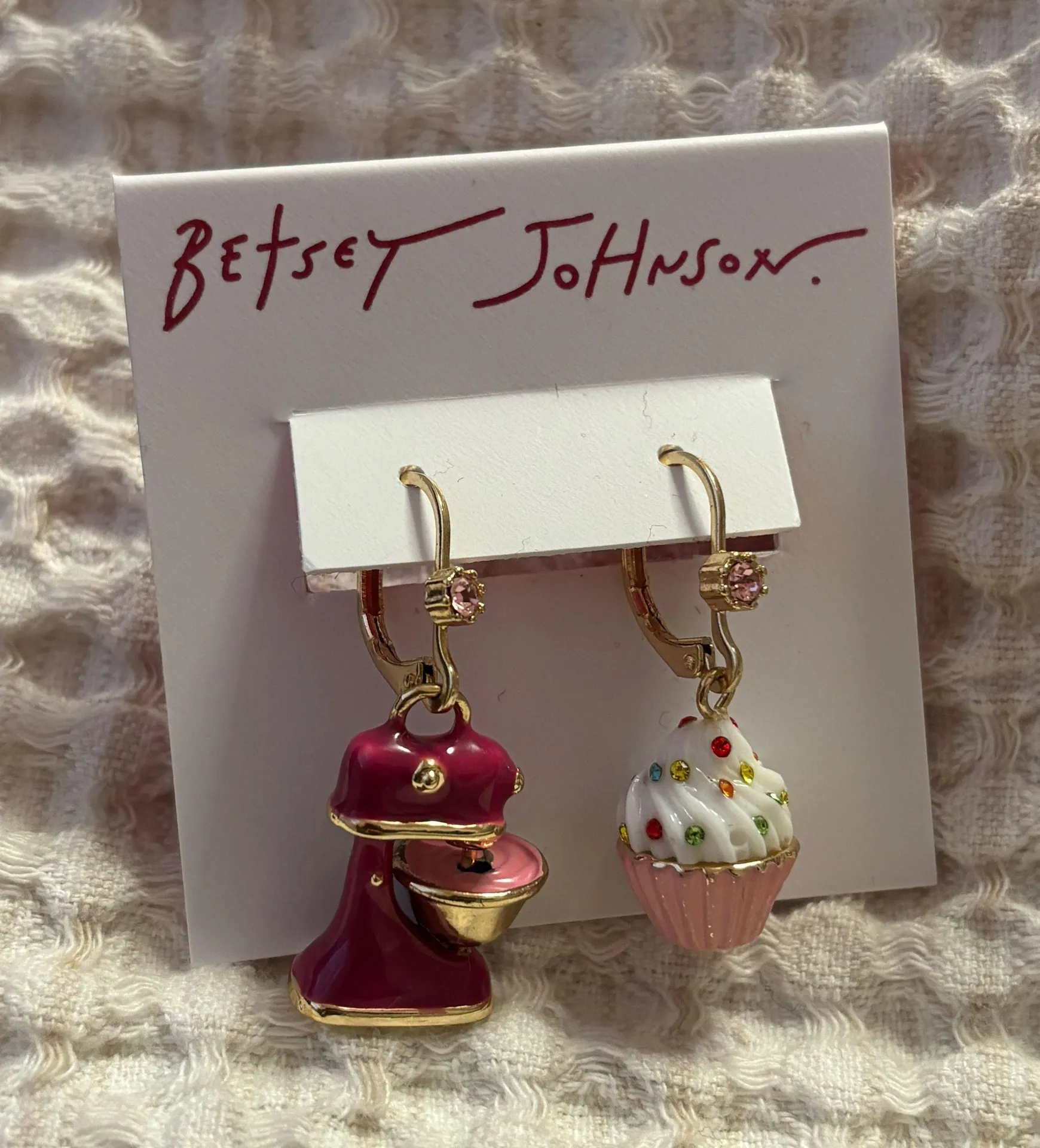 NWT  Faux Stone Cupcake Mismatch Drop Earrings - Image 2