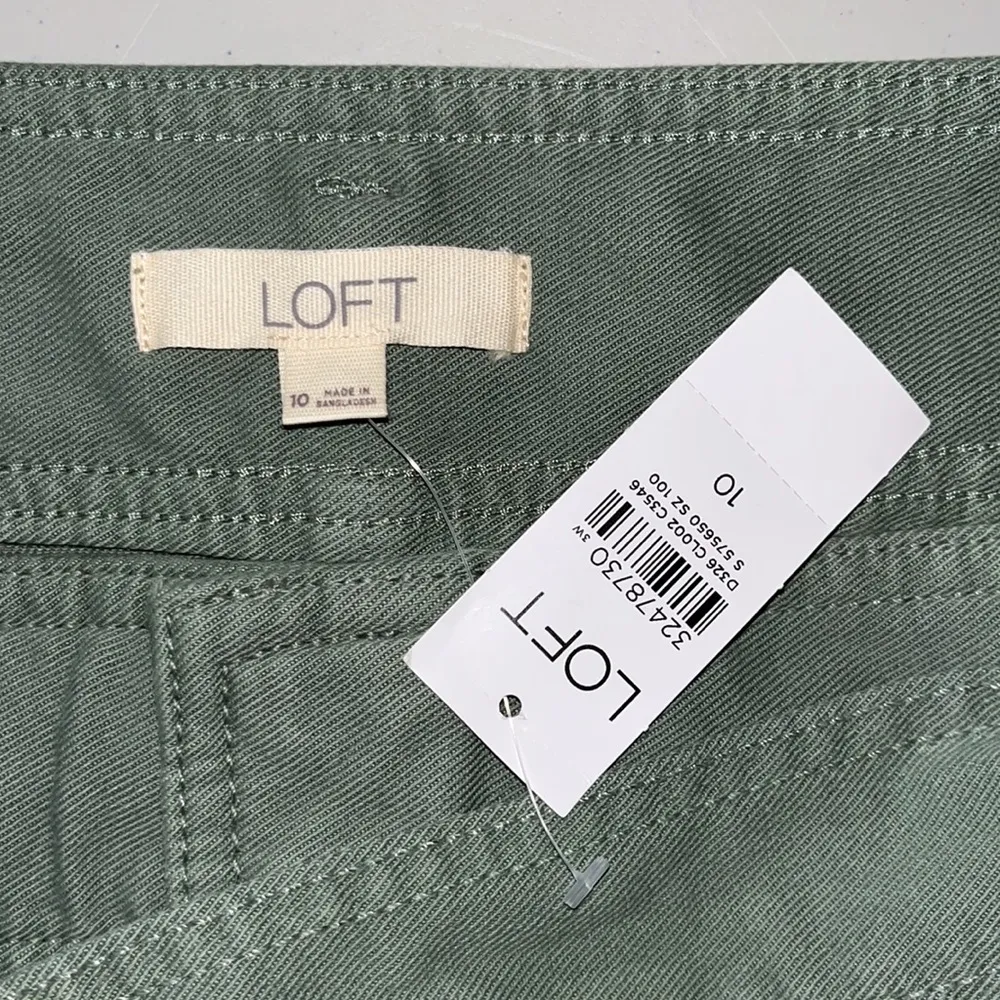 Ann Taylor Loft NWT Size 10 Green Straight Leg Pants w/ Tie Belt - Image 4