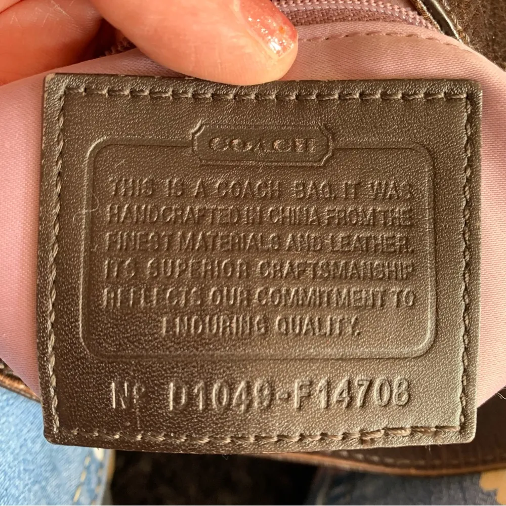 Coach  Zoe Signature Canvas & Leather Logo Shoulder Bag Purse Model D1049-F14708 - Image 6