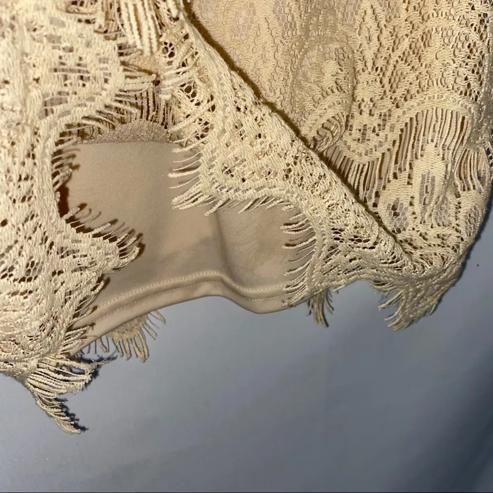 Ezra Lace Dress Size Medium - Image 4