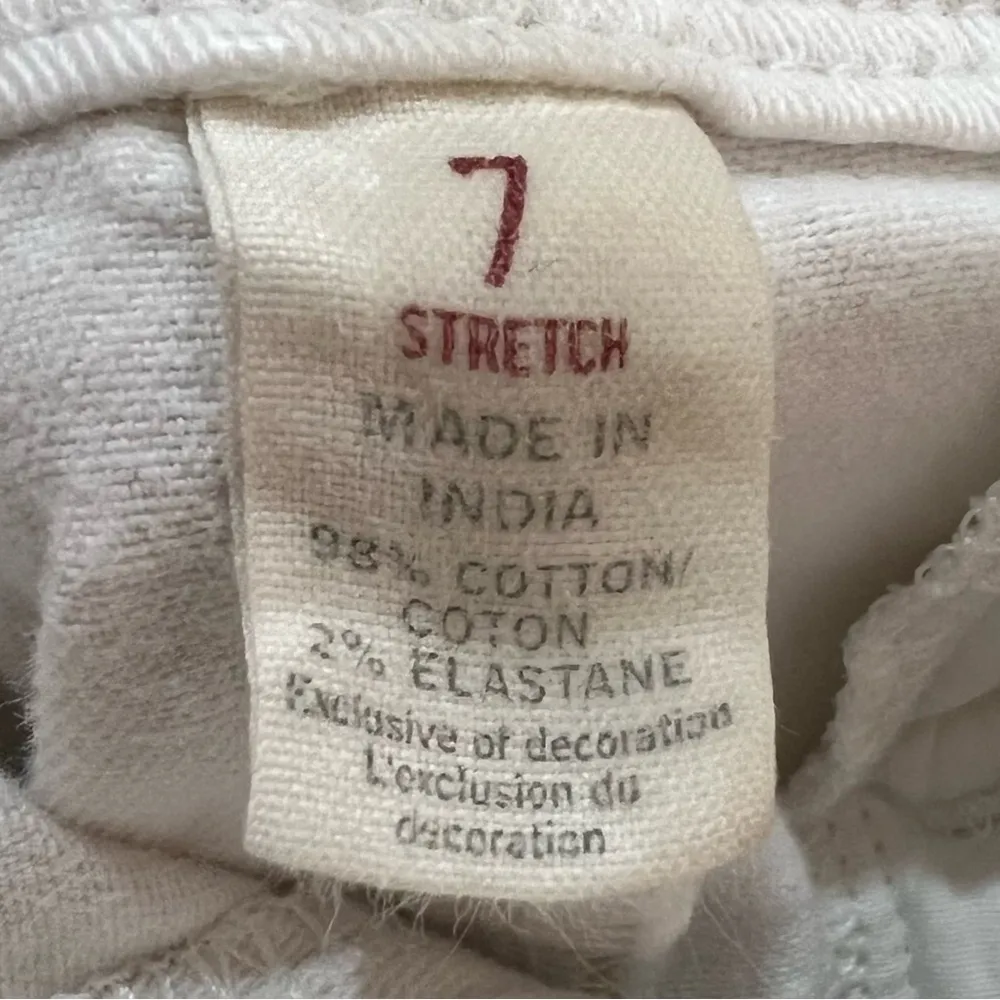 Hollister White Cuffed Stretch Cotton Shorts - Image 6