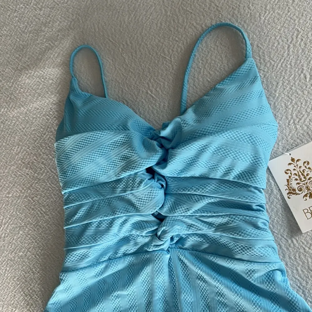 BECCA Prima. Twist Front One-Piece Swimsuit, Size Large, $148 - Image 9