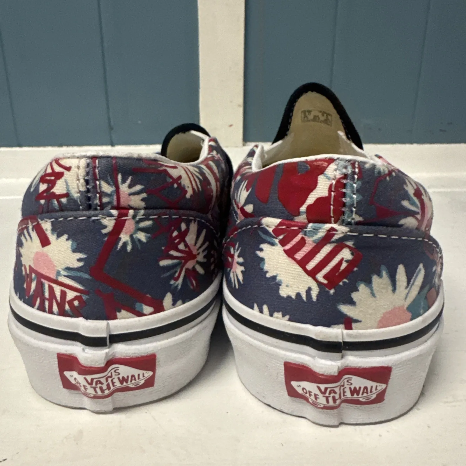 Vans Classic Slip On  Vans Crew Floral Red Canvas Shoes Size‎ Mens 8 Women's 9.5 - Image 5