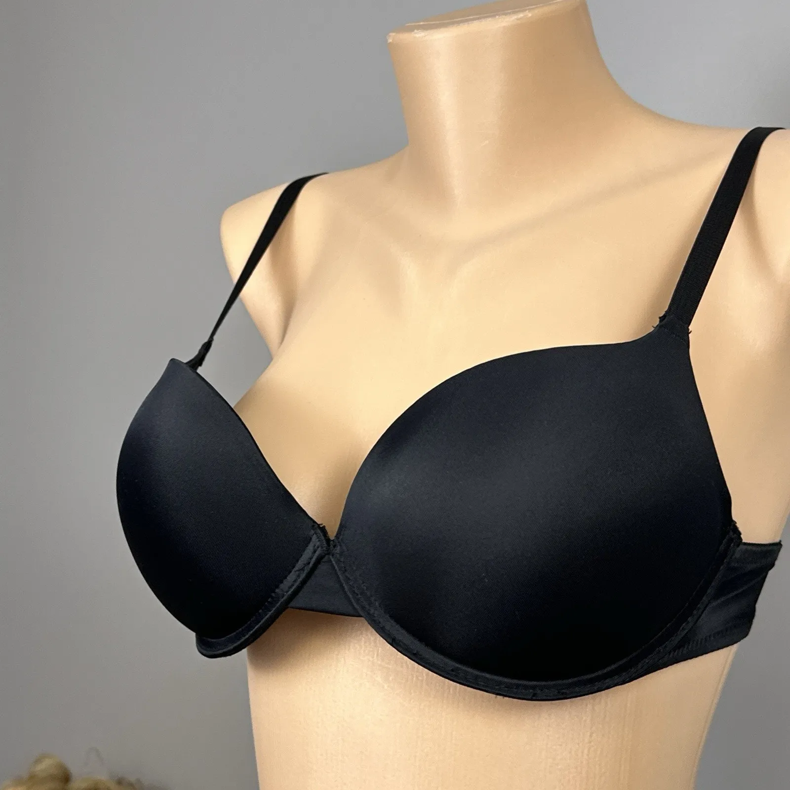 Frederick’s Of Hollywood Bombshell Bra Padded Push Up Size 34C Black Underwire - Image 2