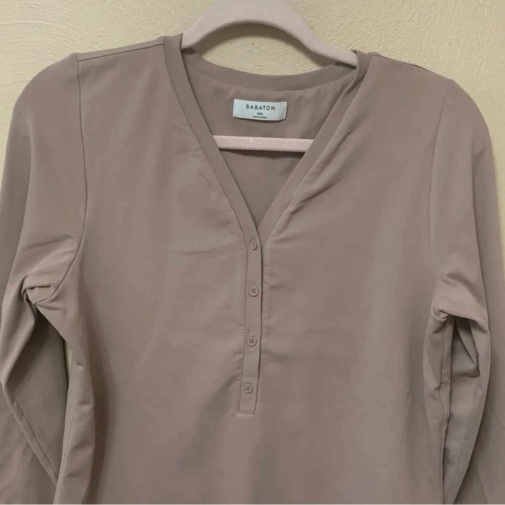 Aritzia  Contour V-neck Henley Bodysuit - Image 5