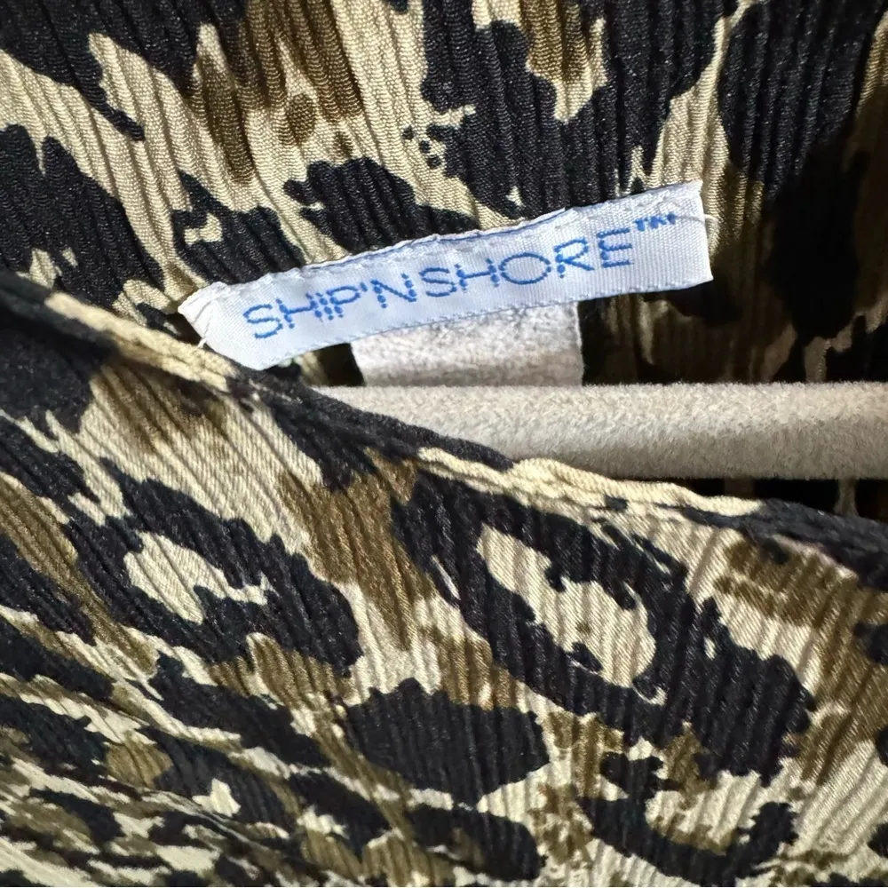 SHIP’N SHORE BLOUSE Black Size 14 - Image 4