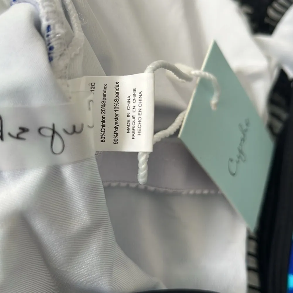 New CUPSHE blue Danube tie dye one piece Swimsuit size Medium - Image 9