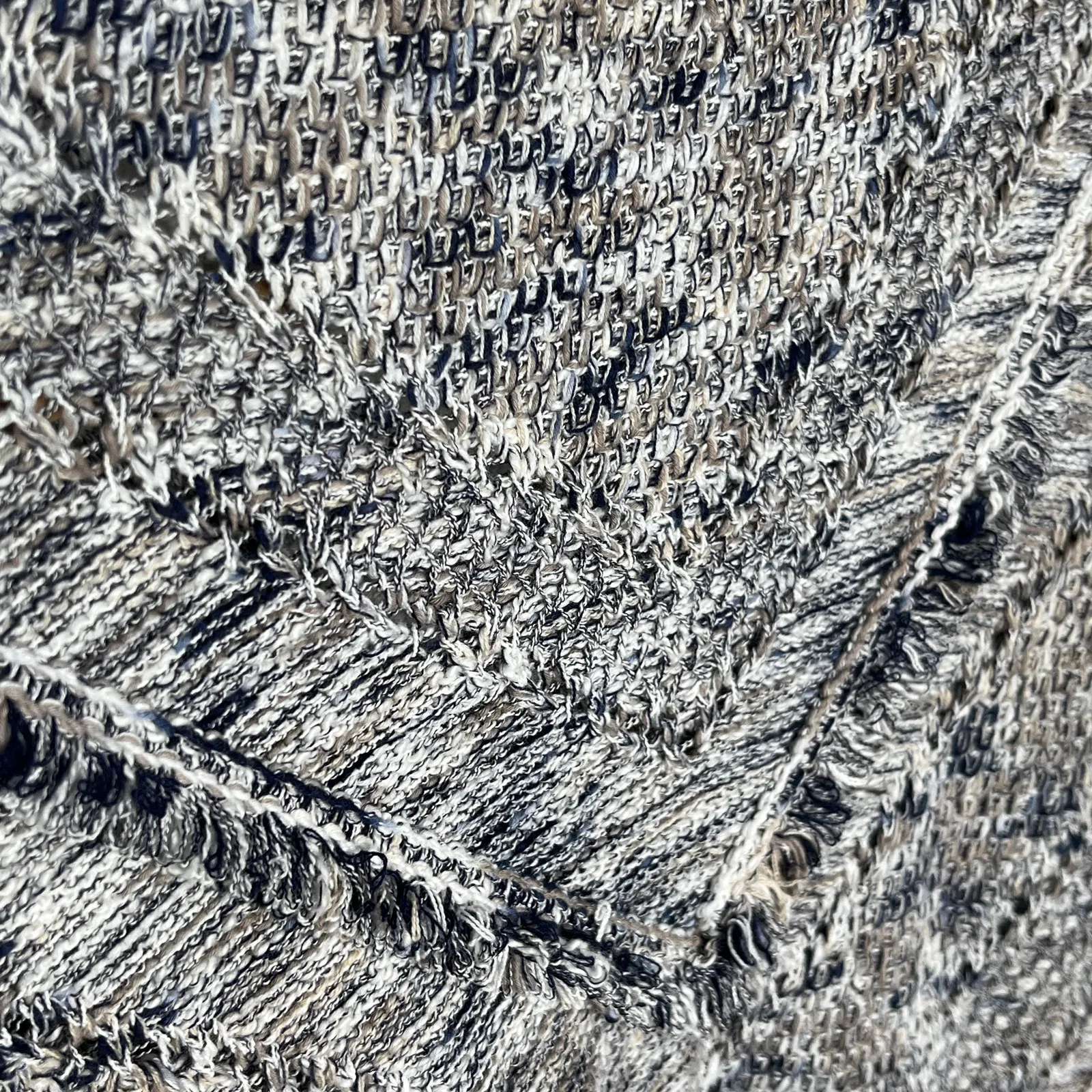 Lucky Brand Women’s Moto Fringe Sweater Jacket Blue White Gold Size Small - Image 4