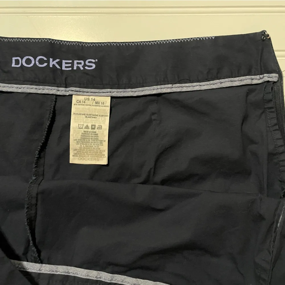 Dockers Navy Blue Skort- Size 14 - Image 4