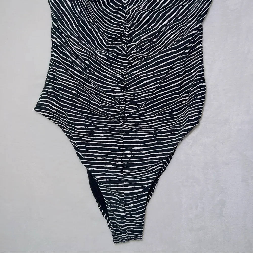 Skye Black White Striped Open Back Cheeky One Piece Bathing Suit size large - Image 3