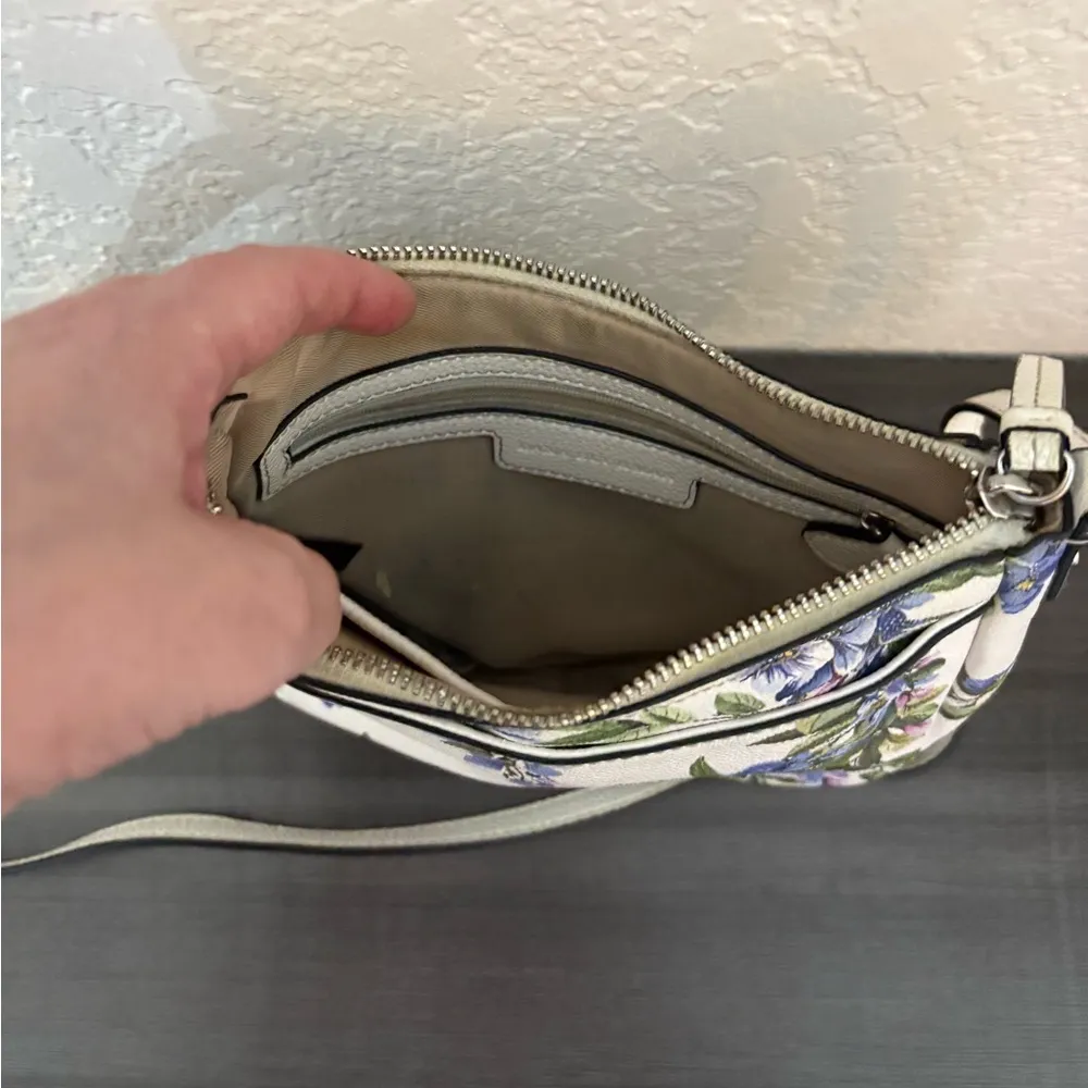 Dana Buchman Floral Crossbody Handbag - Image 3