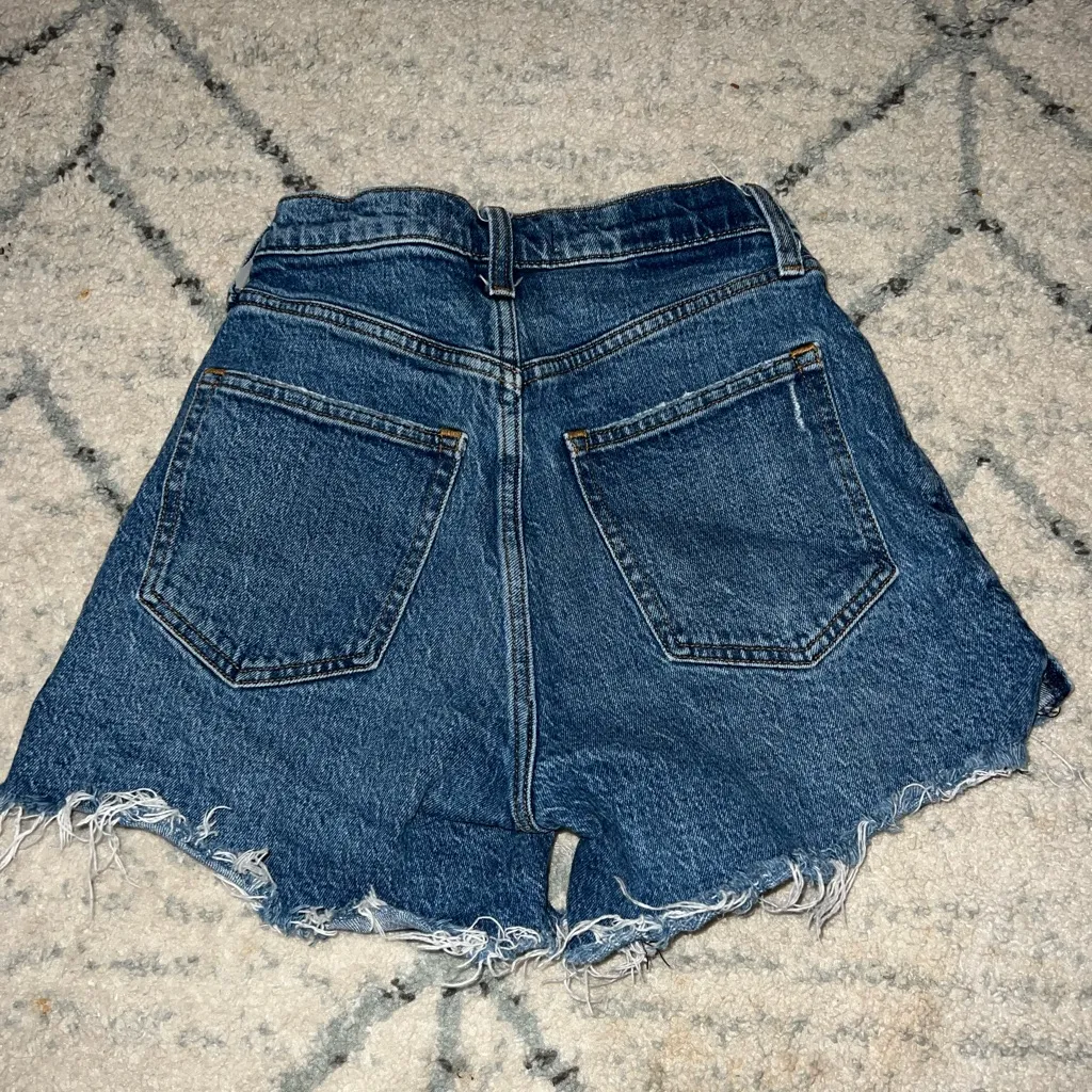 Size 24 00 women’s Abercrombie & Fitch Curve Love High Rise 4" Mom Short - Image 2