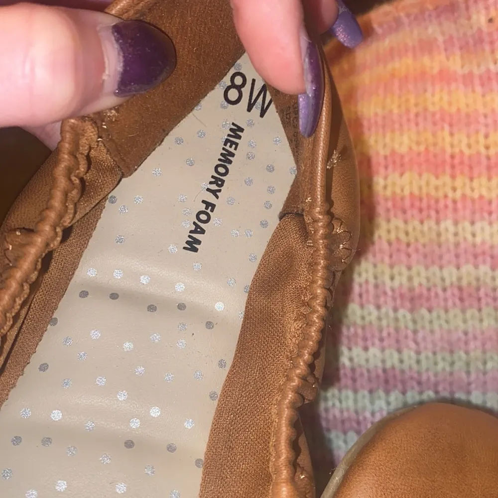 TIME and TRUE womens shoes size 8W - Image 4