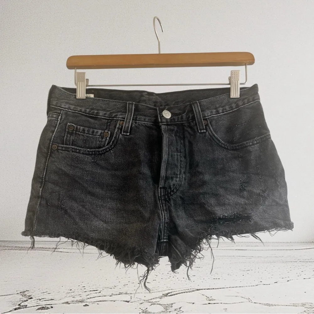 ✨Levi’s 501 Cut Off Sz 27 Shorts Trashed Black Jeans Distressed✨ - Image 6