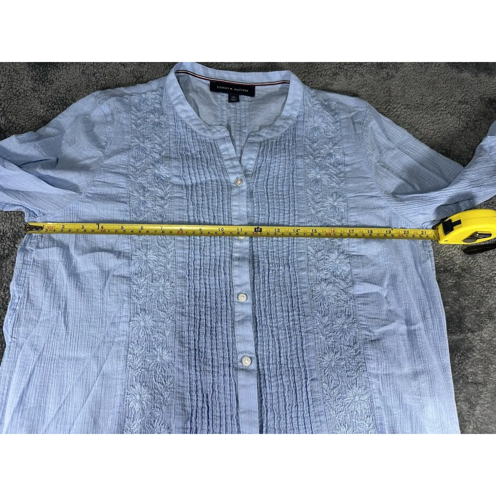 Tommy Hilfiger Women's Cotton Pintuck Embroidered Blouse Size L - Image 7
