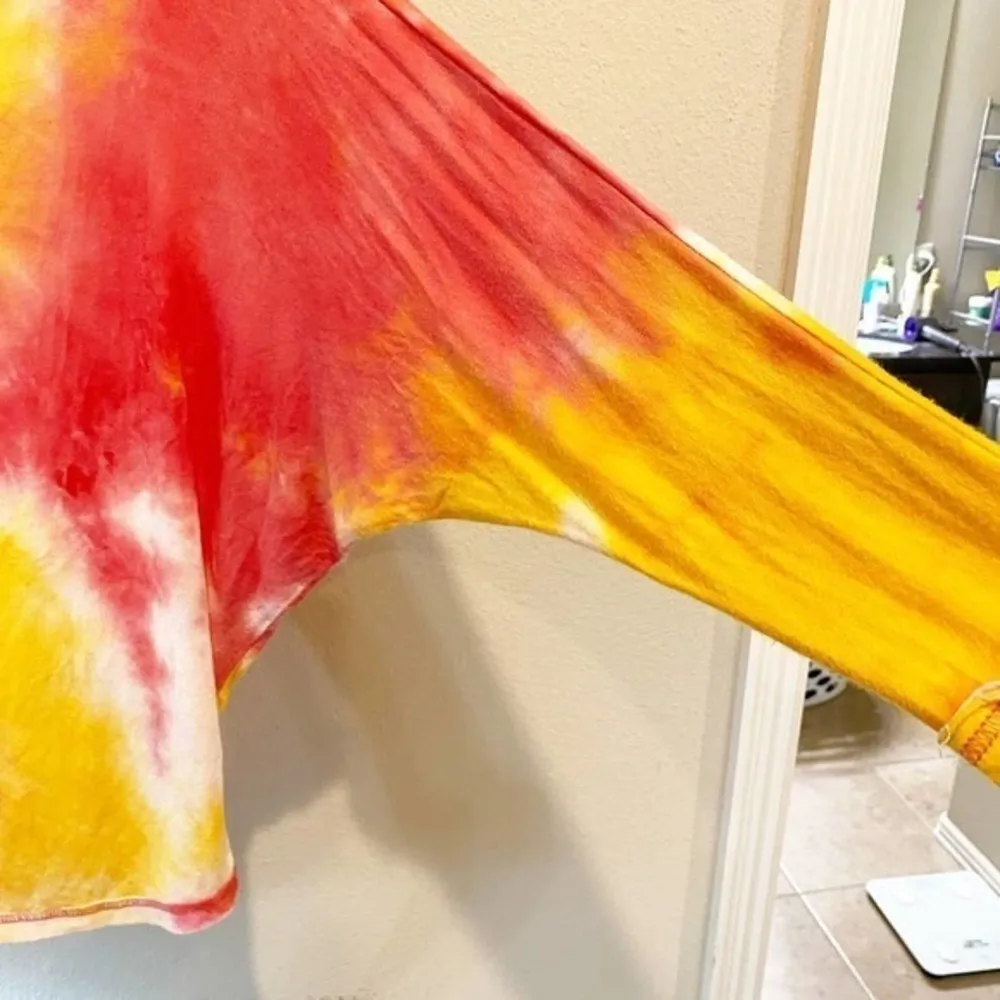 Tie Dye Dolman Womens Small Top‎ Long Sleeve Red and Yellow Trendy Comfy - Image 3