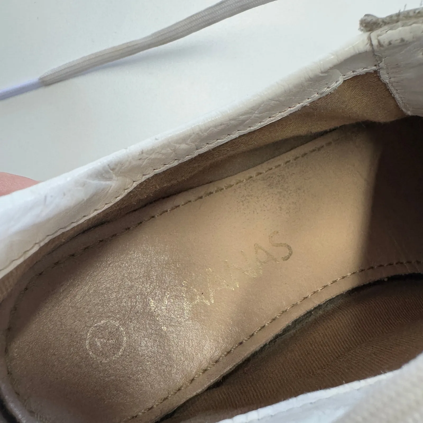 Kaanas Sneakers Womens 7 White Brown Platform Suede Detail‎ Stripe Side Shoes - Image 8