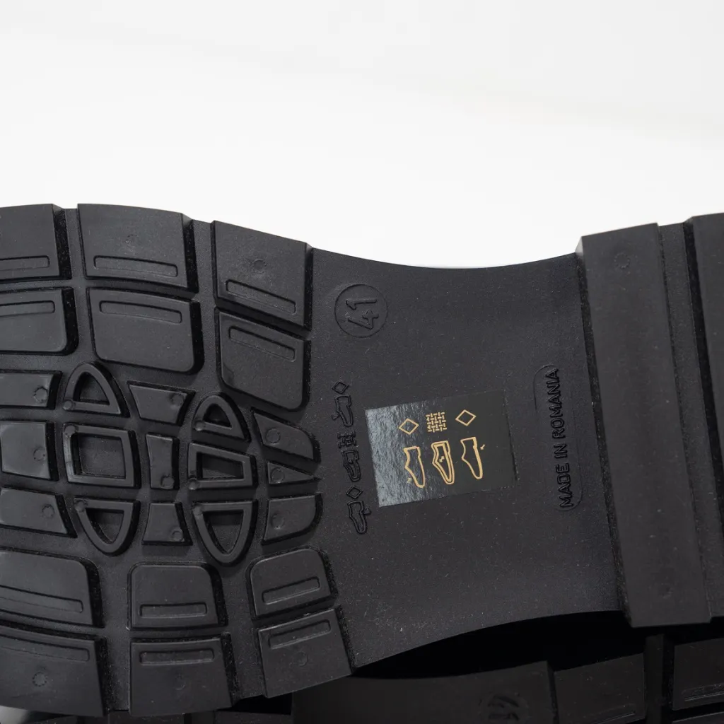 La Canadienne - Image 10