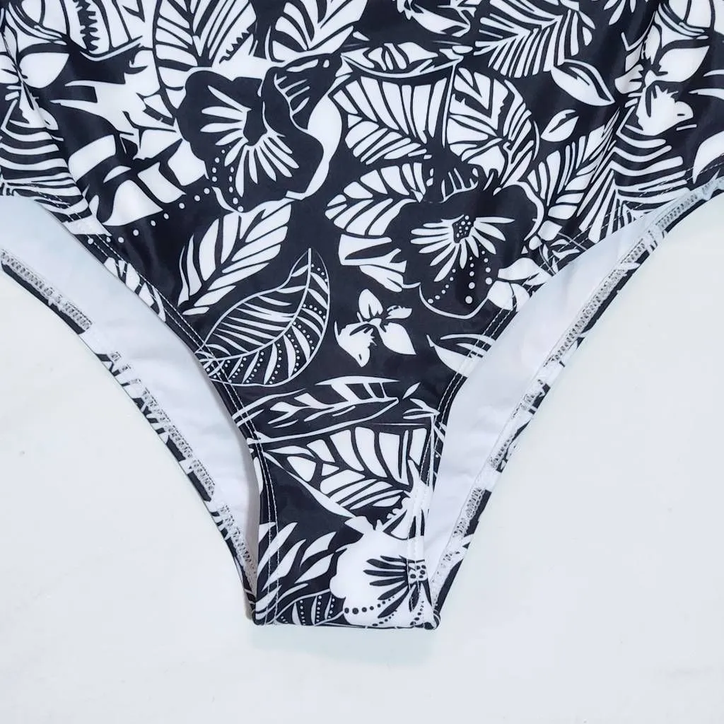 Kate Kasin Black Print Tankini Swimsuit with Matching Bottoms NWT Size Medium - Image 3