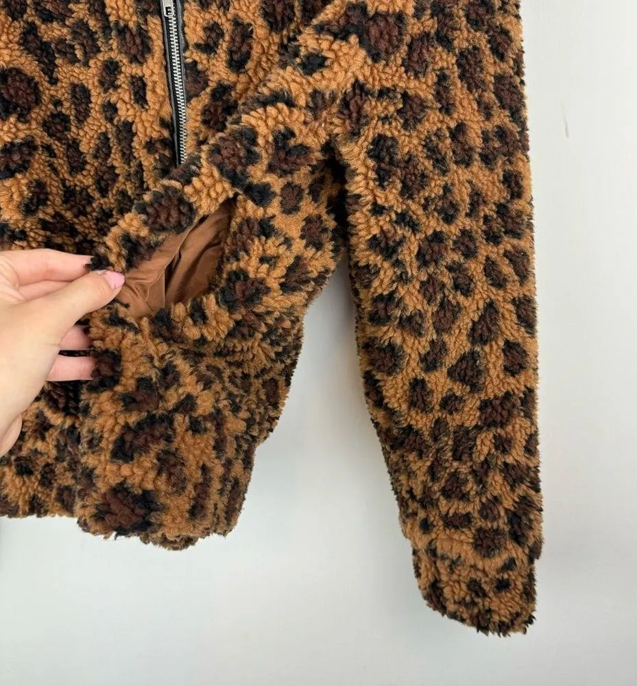 BB Dakota Leopard Sherpa Jacket Bomber Sz Small Animal Print - Image 13