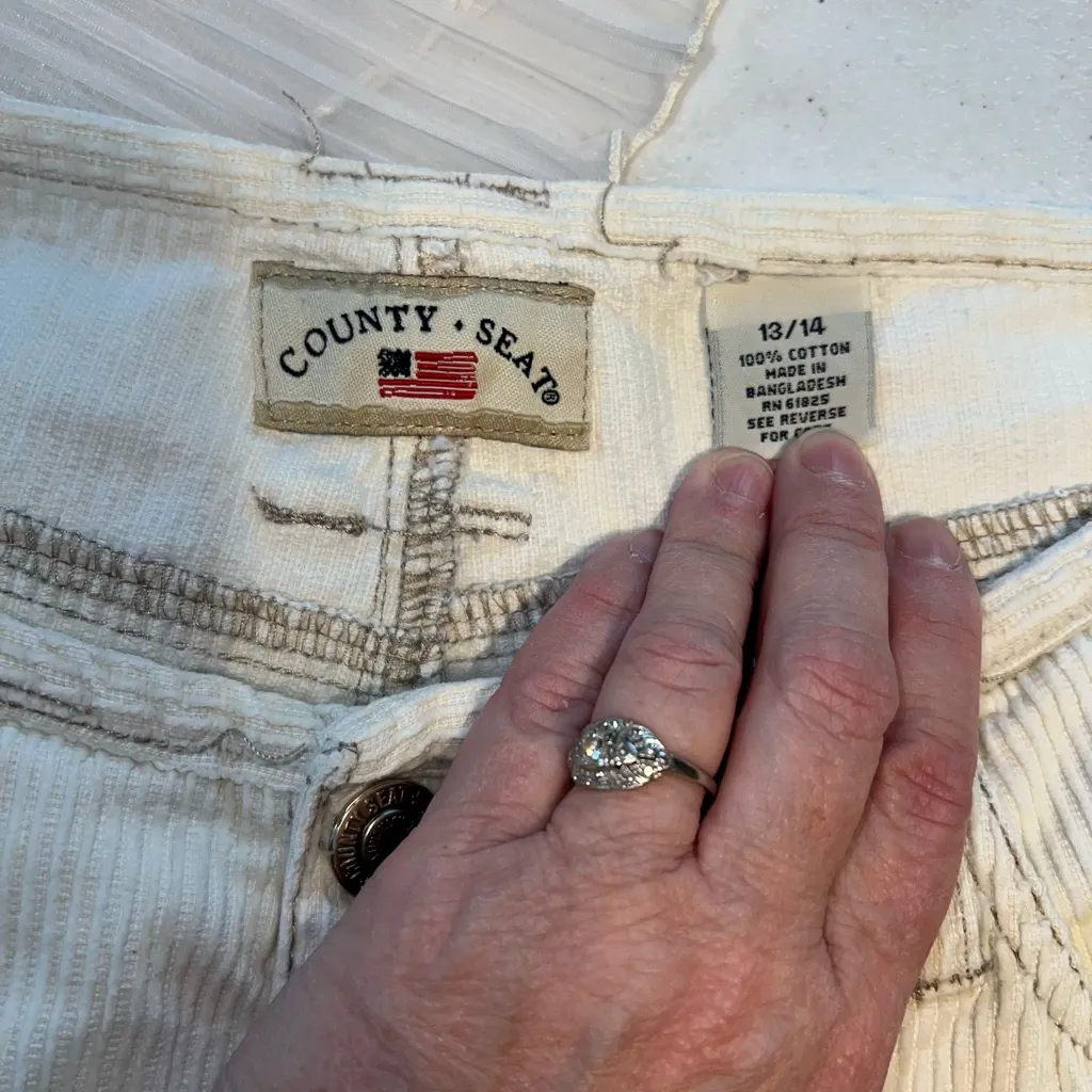 Super Cute Vintage 1980s/90s County Seat High - Image 6