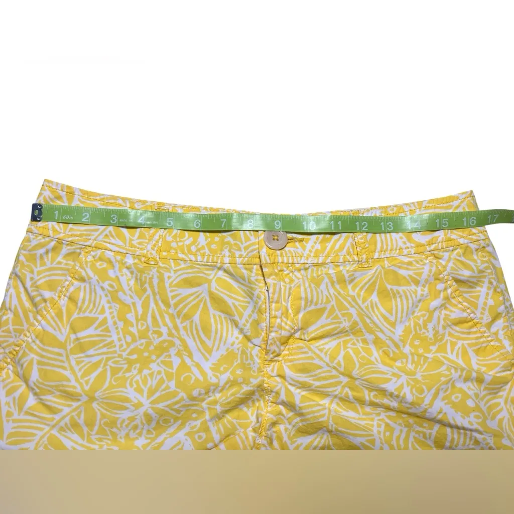 Lilly Pulitzer Yellow And White Floral Print 4.5” Shorts Size 6 - Image 6