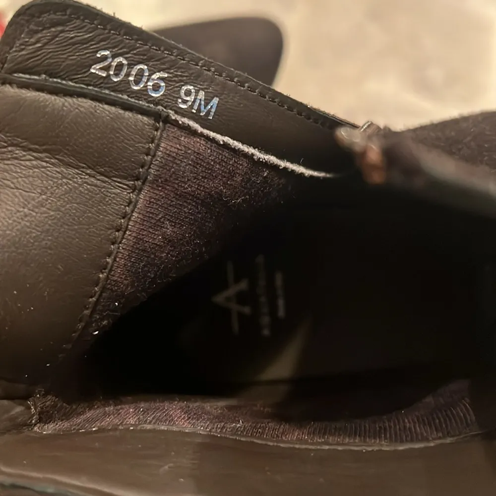 AQUATALIA Prisilla Brown Dress Suede Booties, Size 9 New in Box +DustBag - Image 6