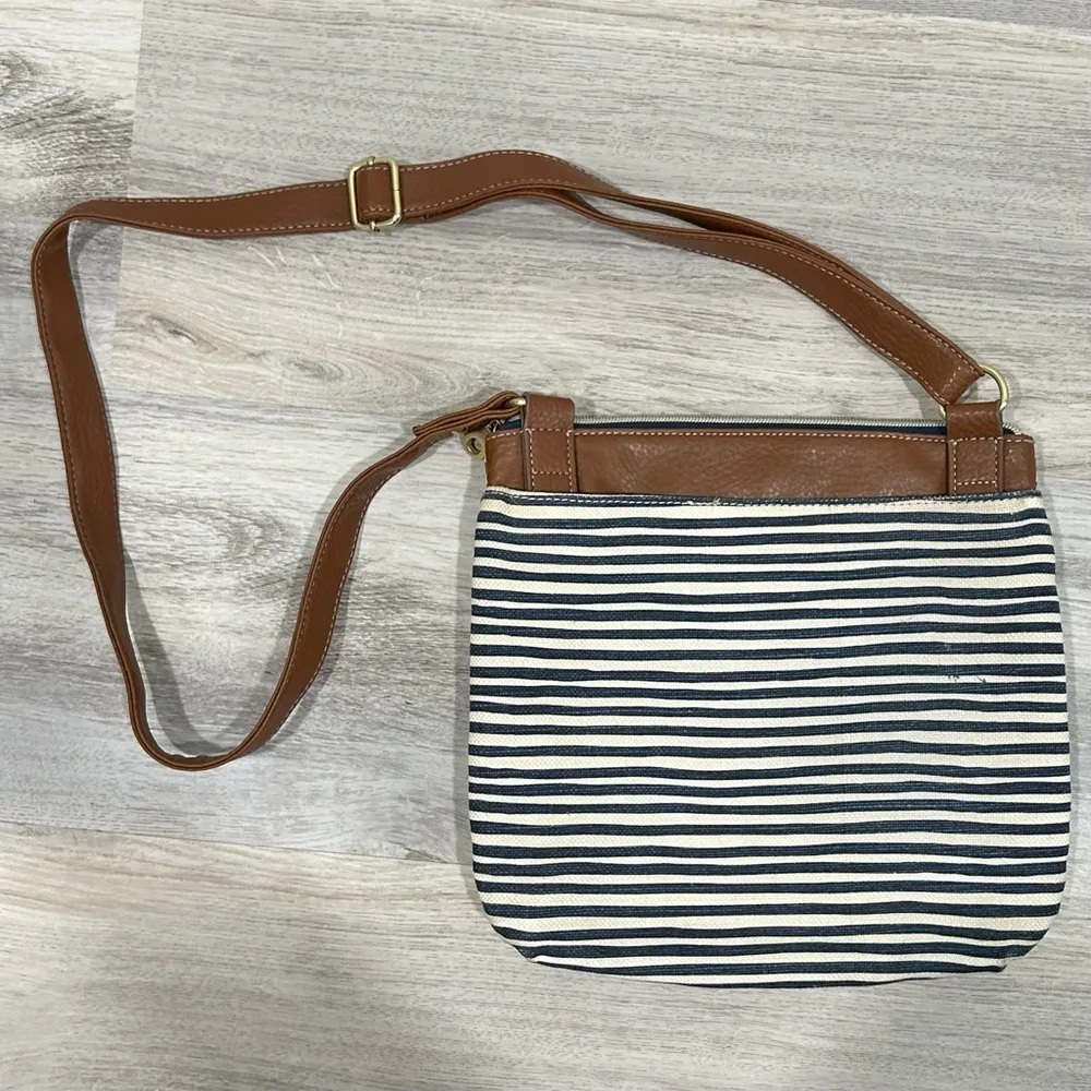 Relic Fossil Canvas Faux Leather Medium Crossbody Purse Striped Shoulder Bag - Image 5