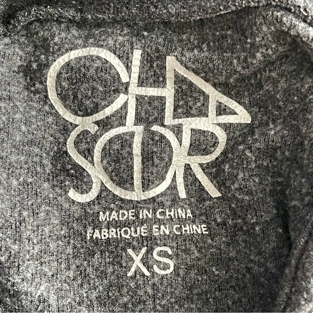 Chaser Leopard Animal Print  Star Print Gray Hoodie Women’s Size XS Cropped - Image 8